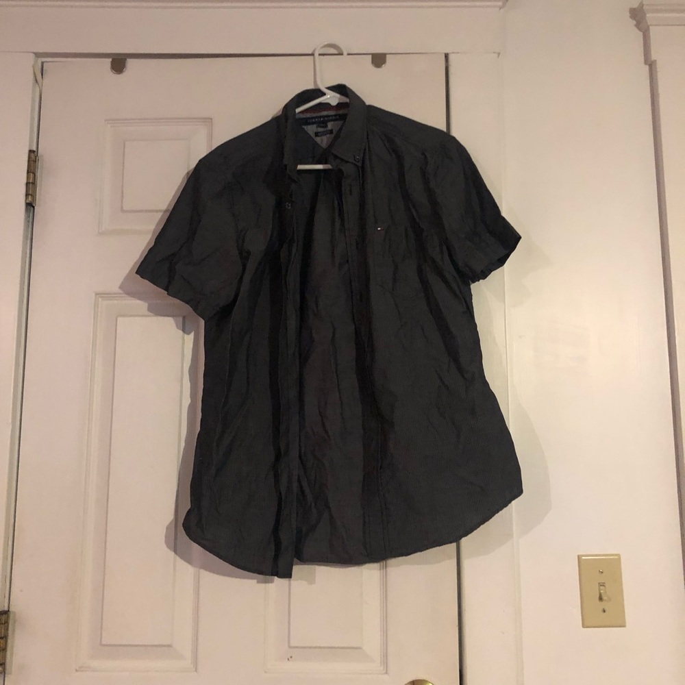 Tommy Hilfiger grey button up. Size M